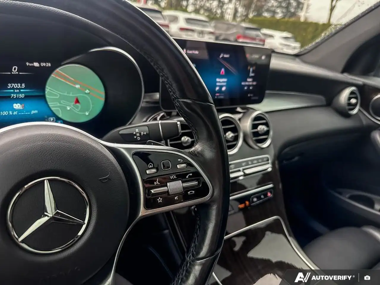 Mercedes-Benz GLC снимка Mercedes-Benz GLC
