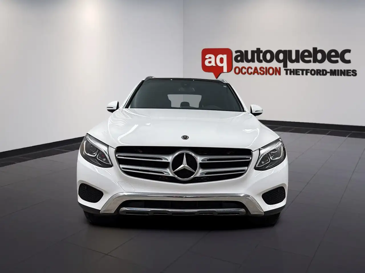 Mercedes-Benz GLC снимка Mercedes-Benz GLC