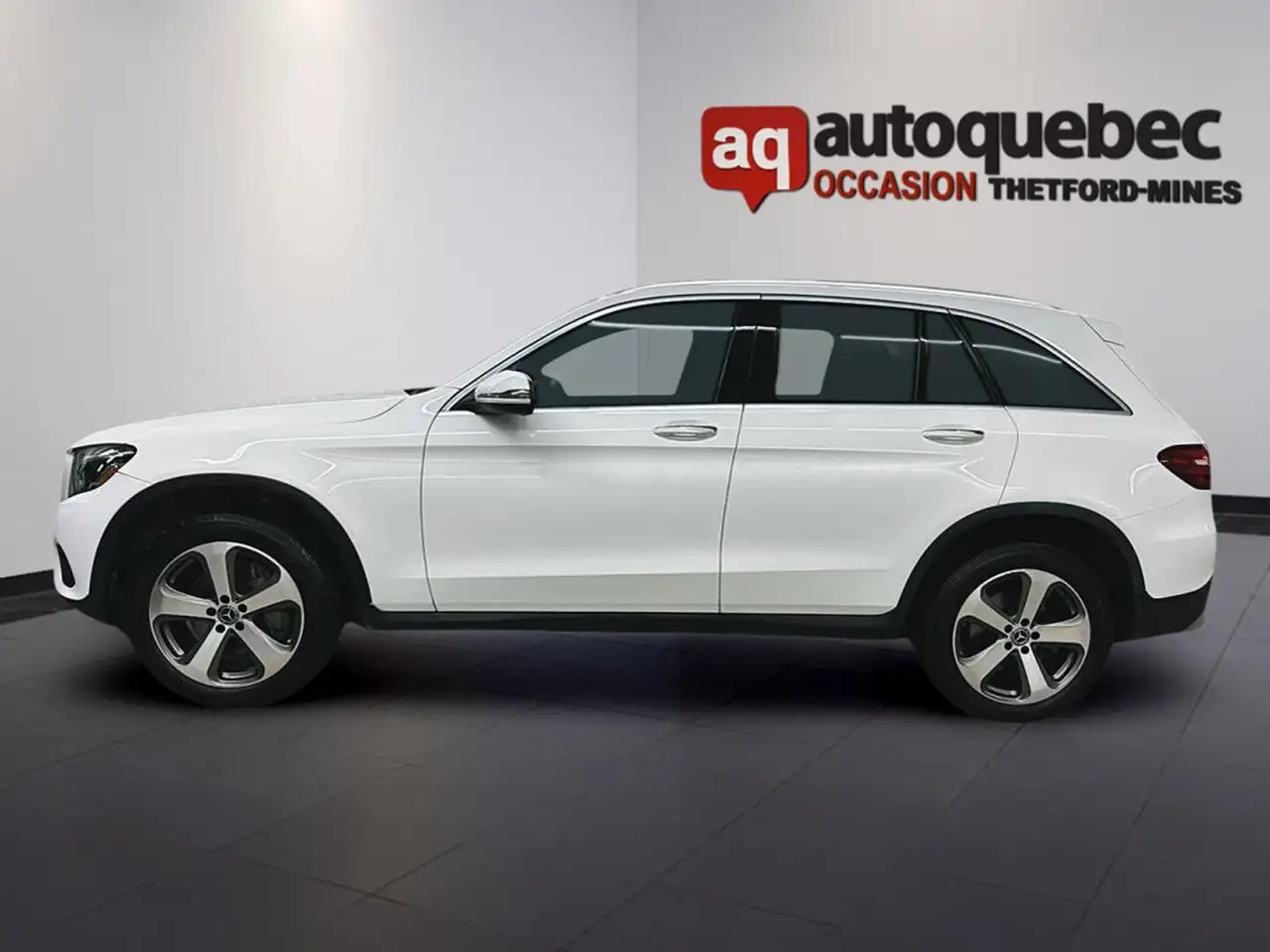Mercedes-Benz GLC снимка Mercedes-Benz GLC