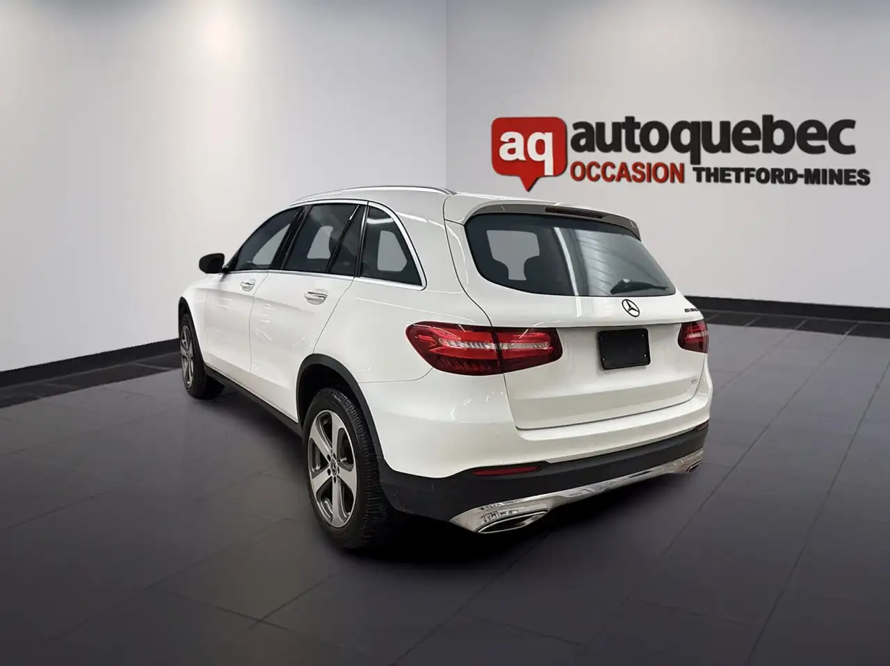 Mercedes-Benz GLC снимка Mercedes-Benz GLC