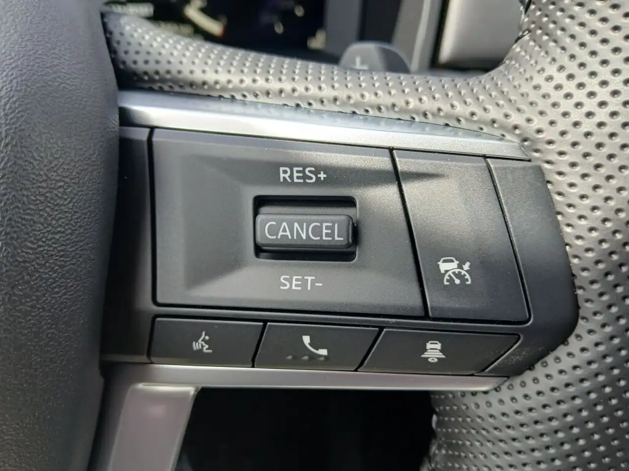 Mitsubishi Outlander photo Mitsubishi Outlander