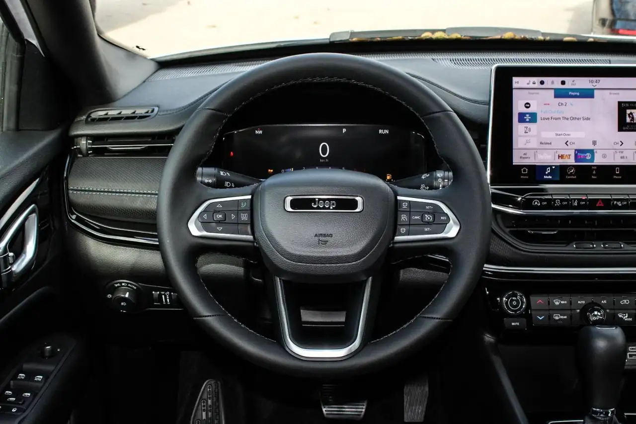 Jeep Compass снимка Jeep Compass