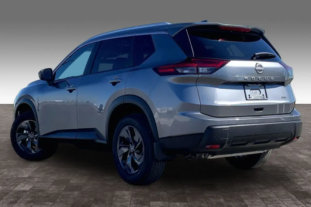Nissan Rogue fotografie Nissan Rogue