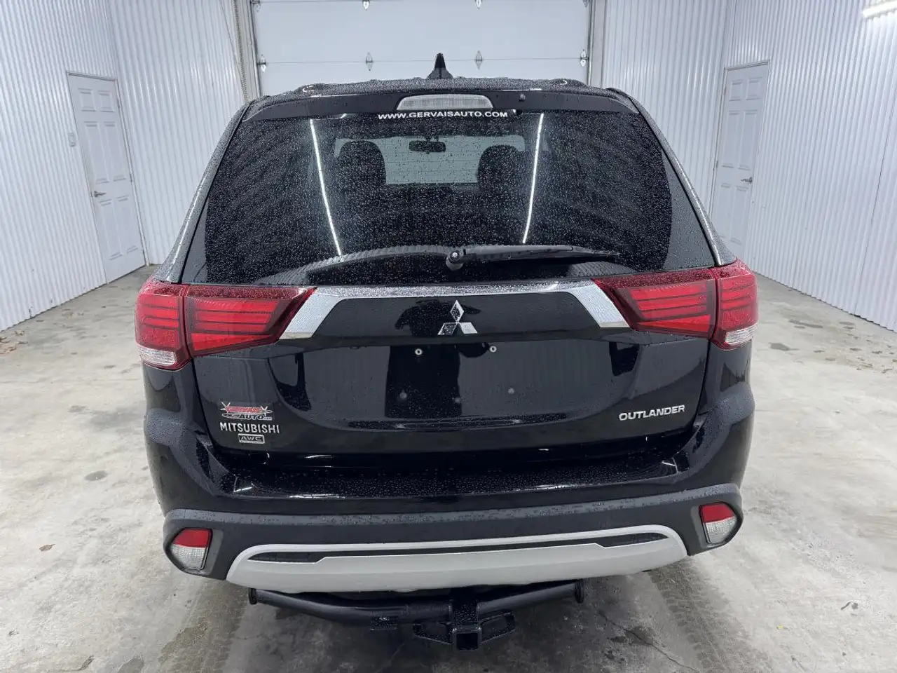 Mitsubishi Outlander снимка Mitsubishi Outlander