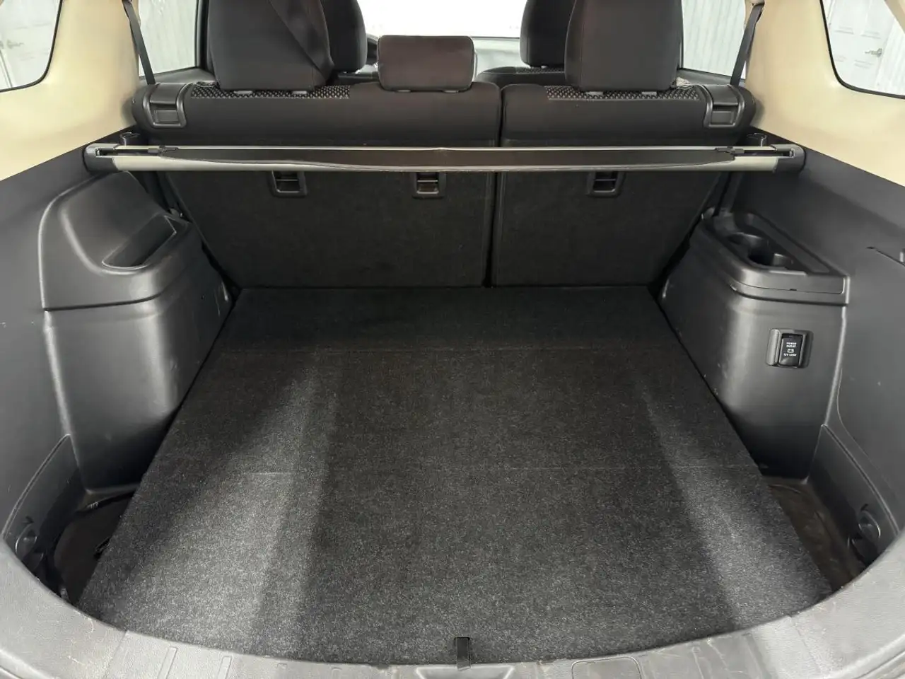 Mitsubishi Outlander снимка Mitsubishi Outlander