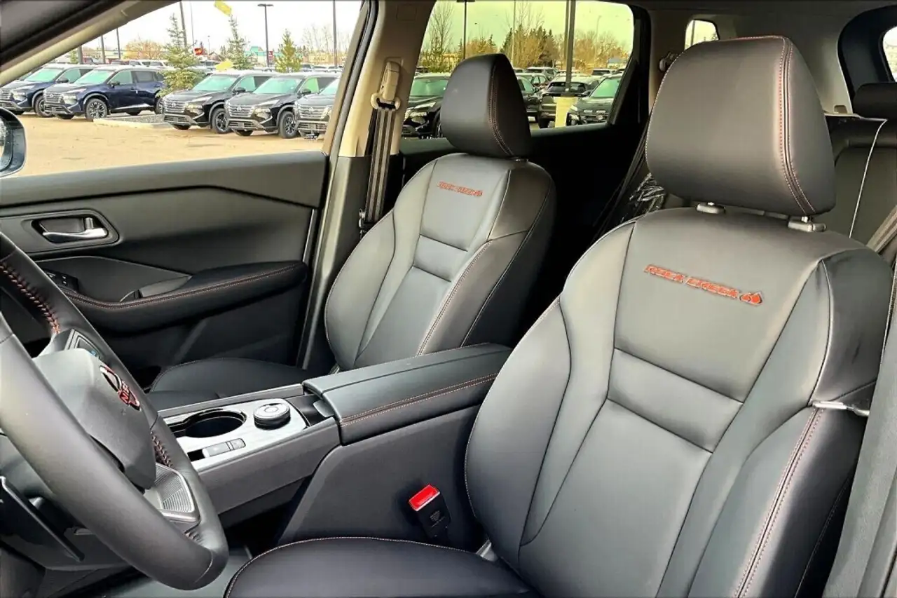 Nissan Rogue photo Nissan Rogue