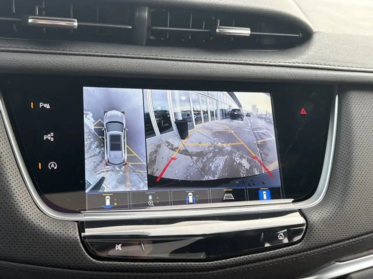 Cadillac XT5 снимка Cadillac XT5