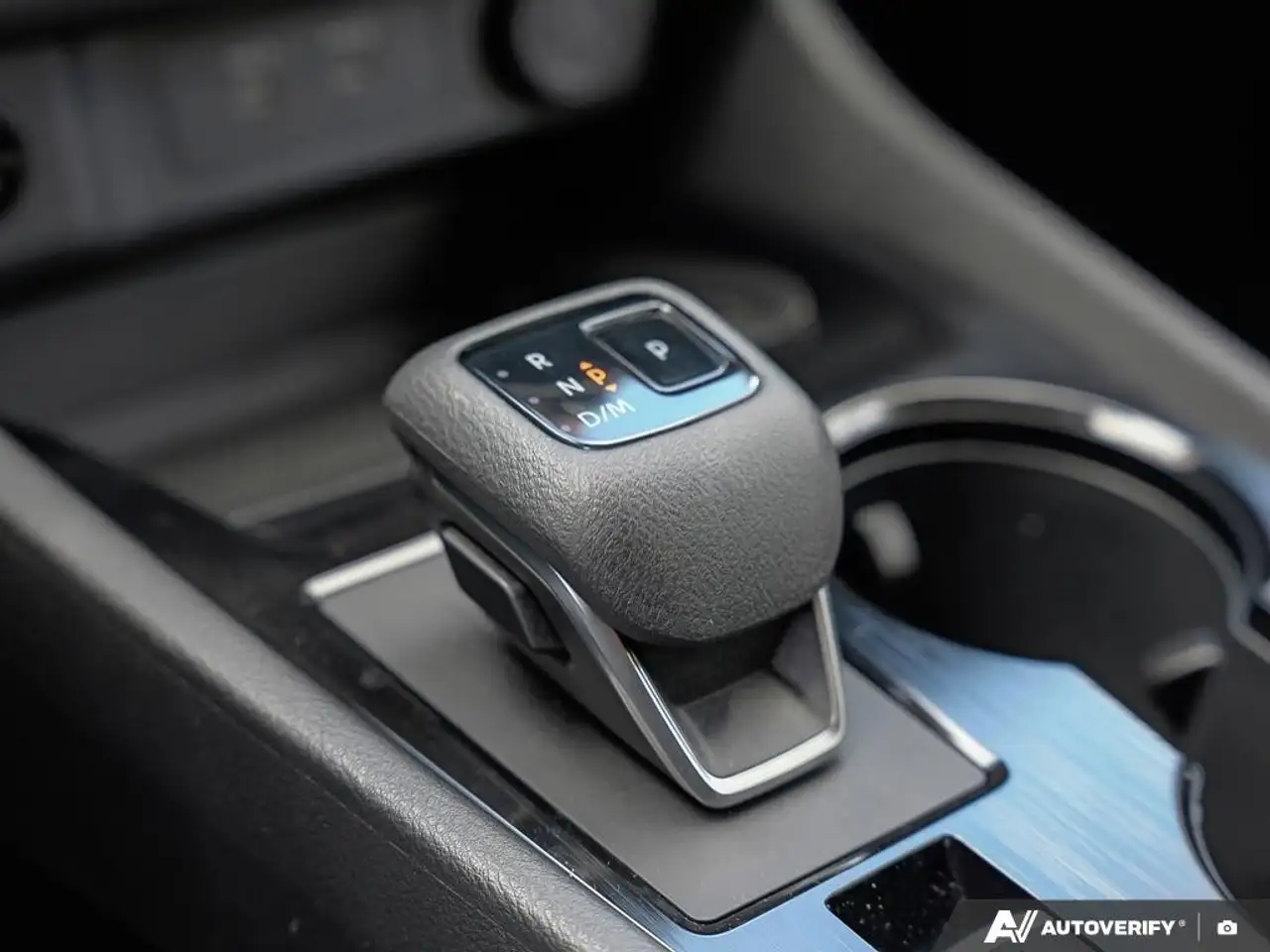 Nissan Rogue fotografie Nissan Rogue