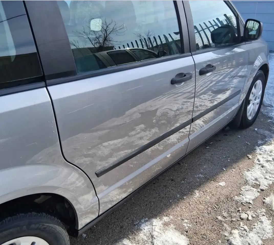 Dodge Grand Caravan снимка Dodge Grand Caravan