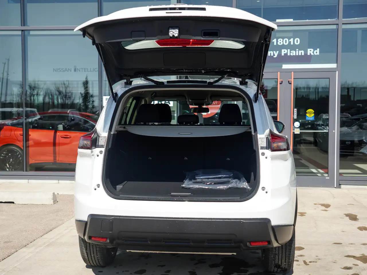 Nissan Rogue снимка Nissan Rogue