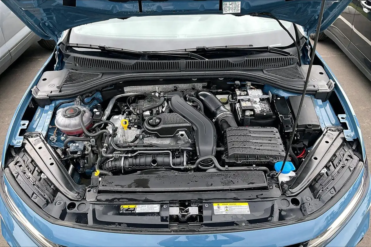 Volkswagen Jetta снимка Volkswagen Jetta