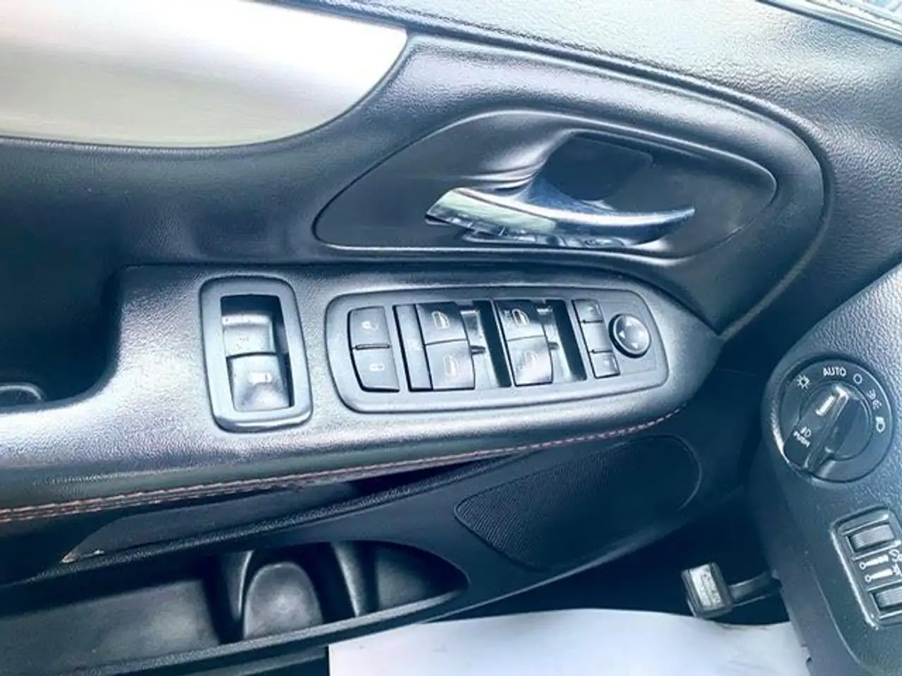 Dodge Grand Caravan photo Dodge Grand Caravan
