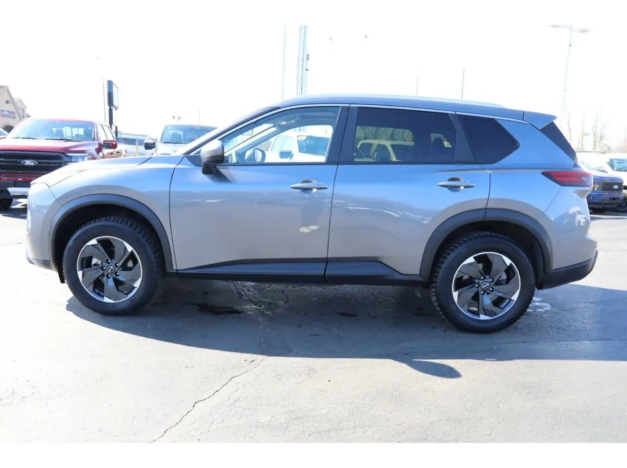Nissan Rogue снимка Nissan Rogue