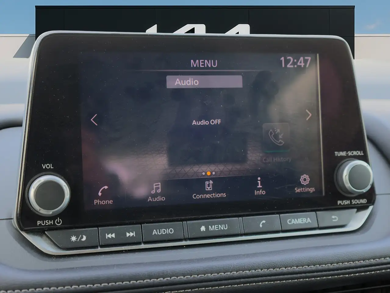 Nissan Rogue снимка Nissan Rogue