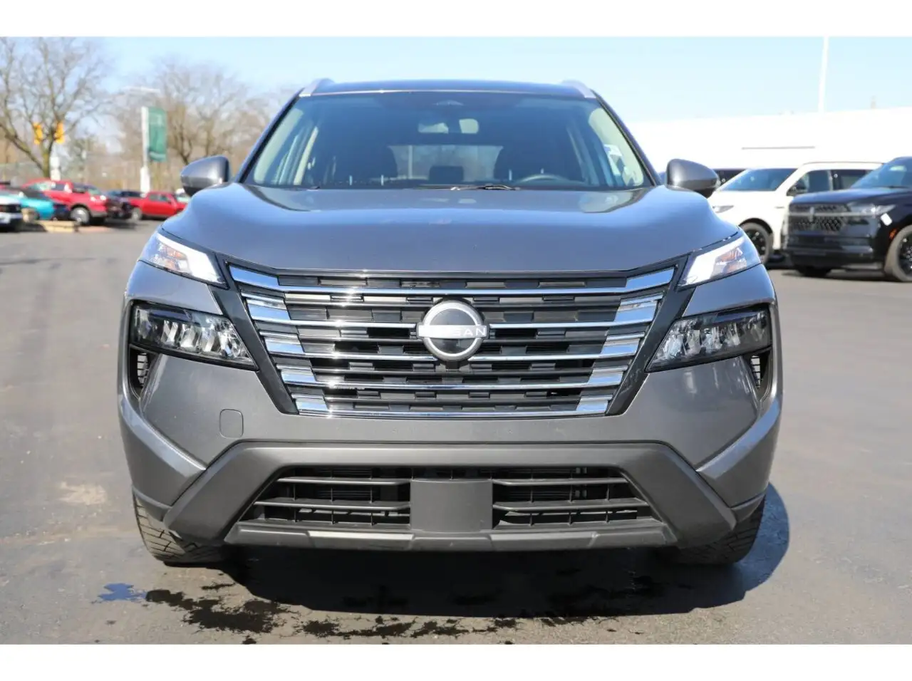 Nissan Rogue снимка Nissan Rogue
