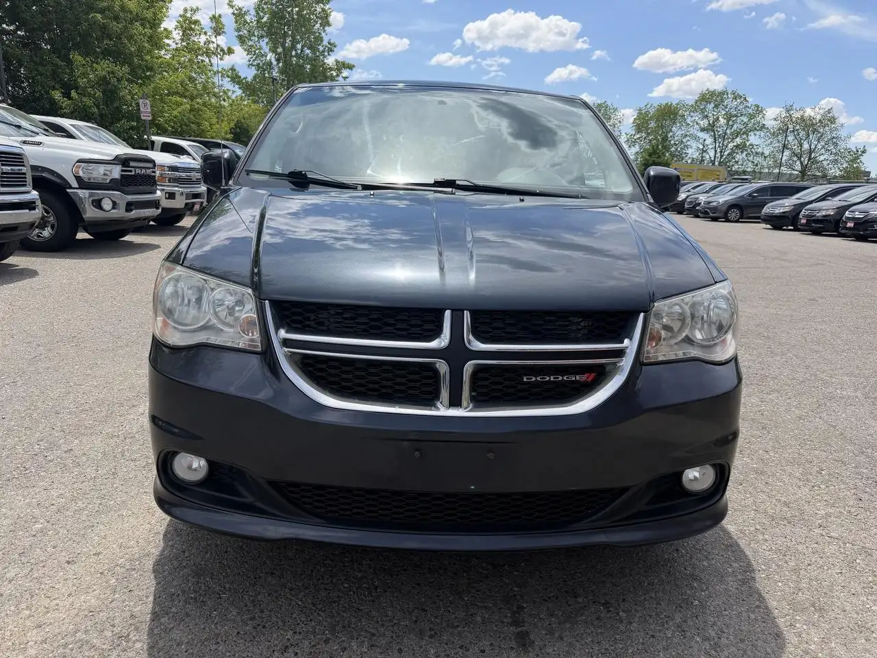 Dodge Grand Caravan fotografie Dodge Grand Caravan