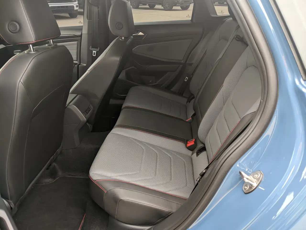 Volkswagen Jetta photo Volkswagen Jetta