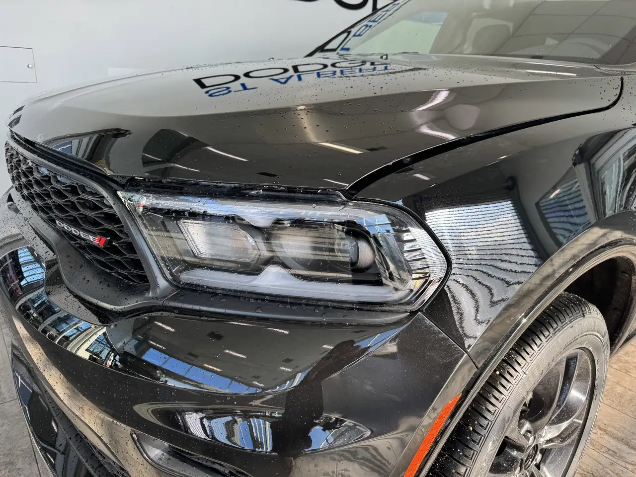 Dodge Durango снимка Dodge Durango