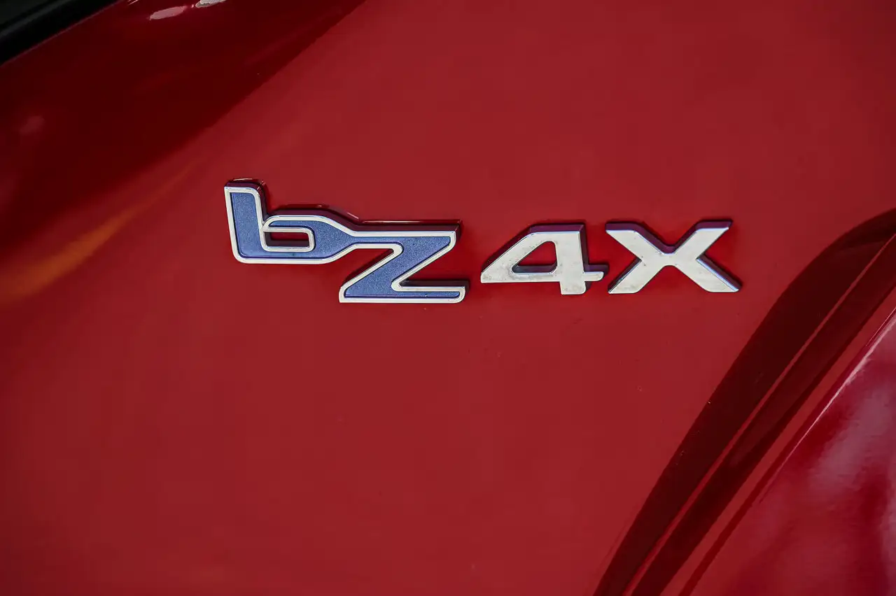 Toyota bZ4X fotografie Toyota bZ4X