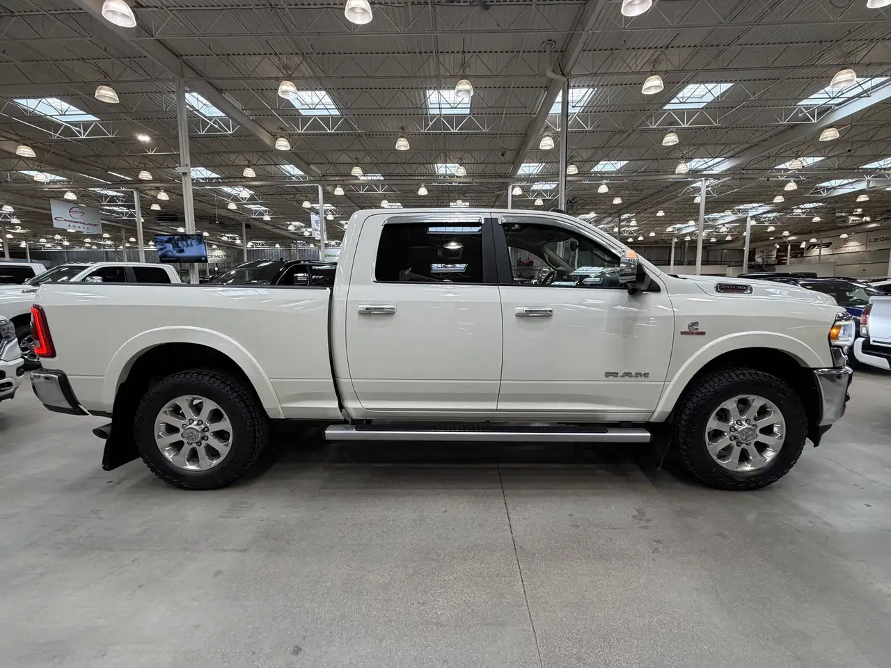 RAM 2500 снимка RAM 2500