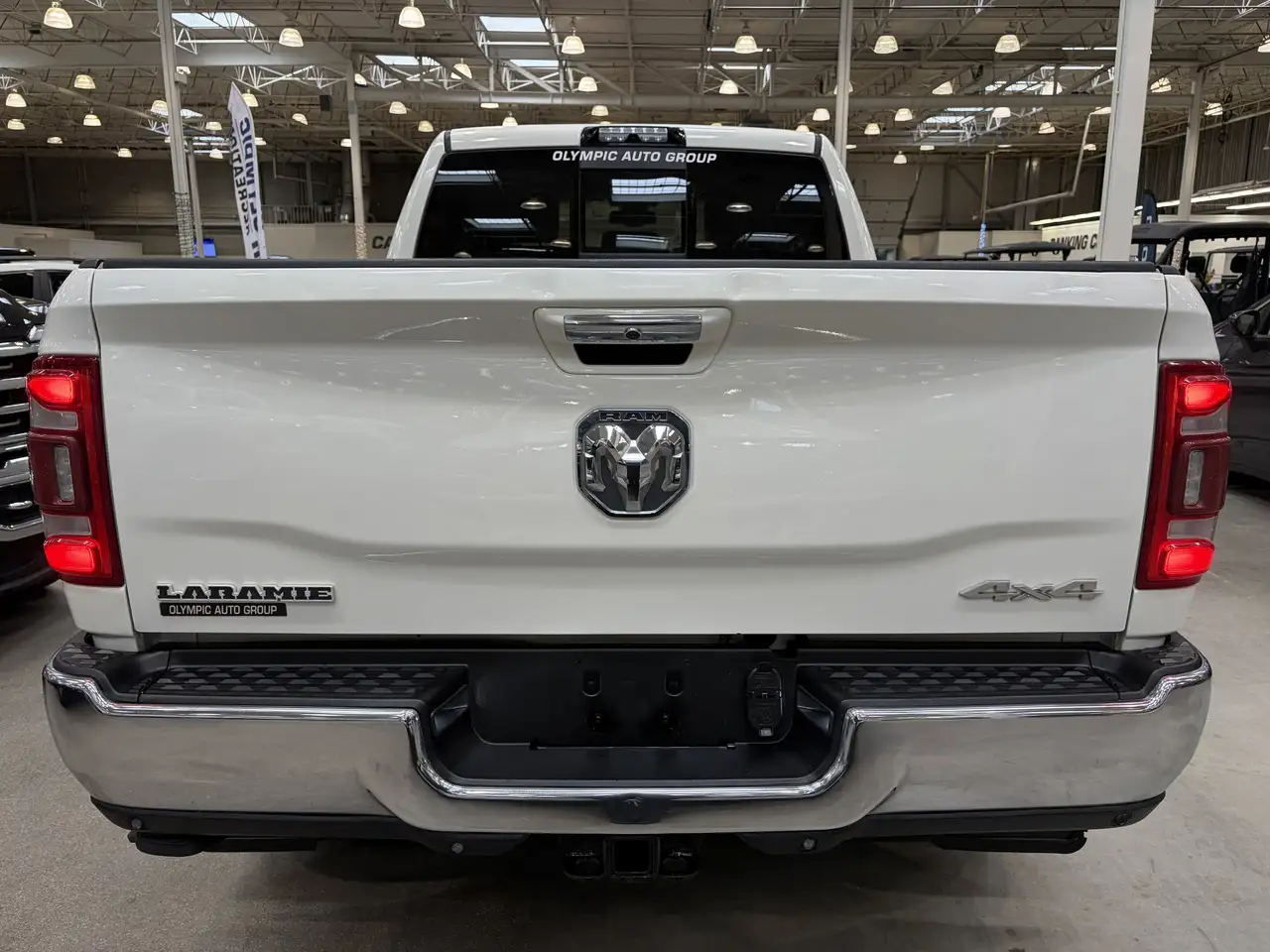 RAM 2500 снимка RAM 2500