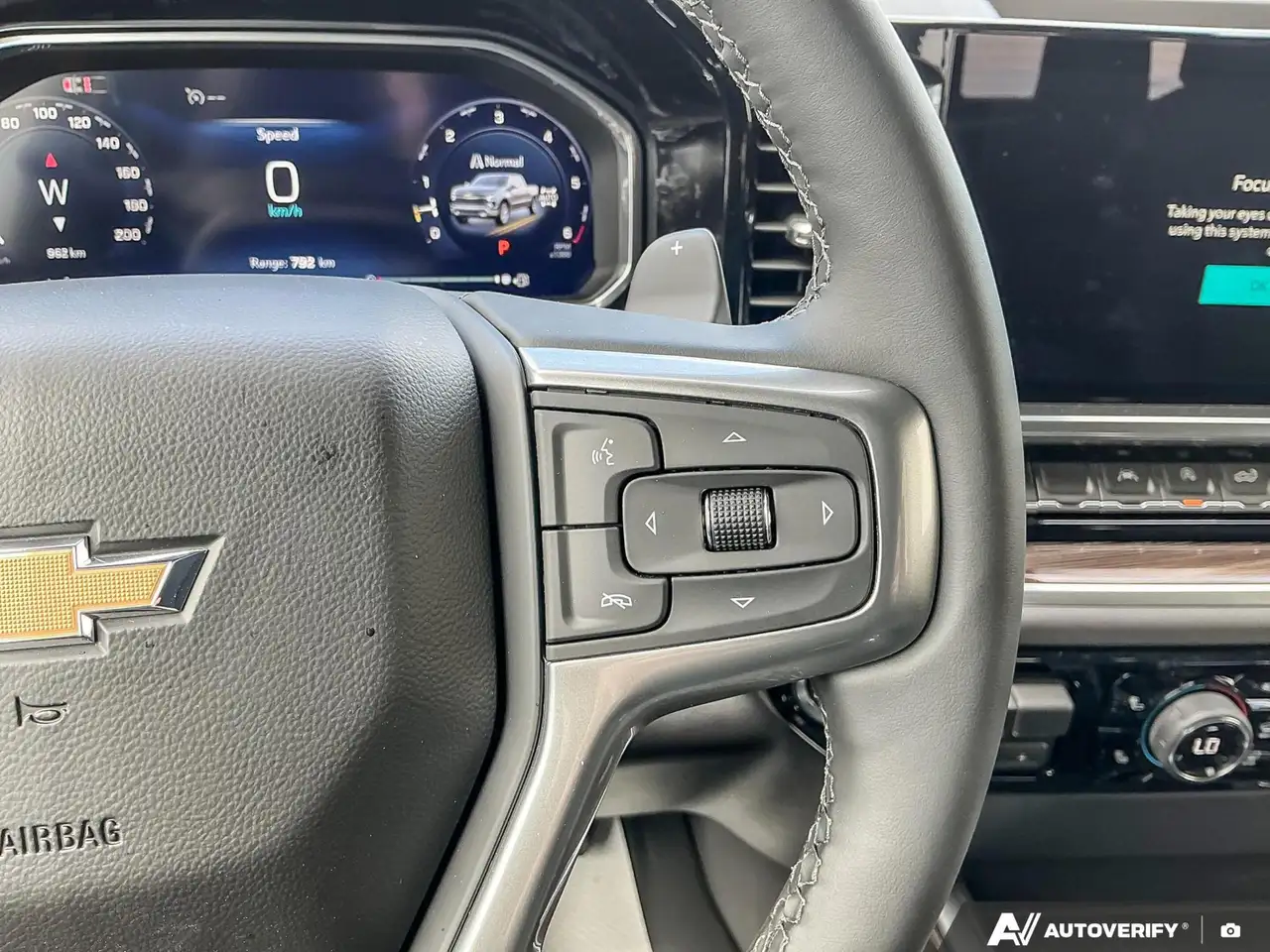 Chevrolet Silverado 1500 photo Chevrolet Silverado 1500