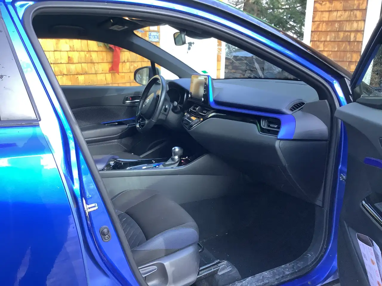 Toyota C-HR снимка Toyota C-HR