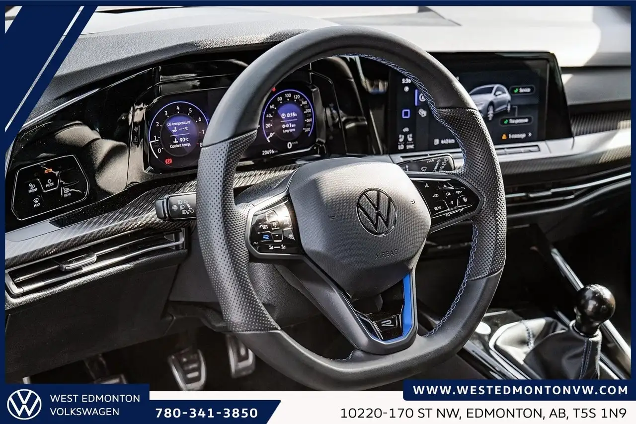 Volkswagen Golf R снимка Volkswagen Golf R