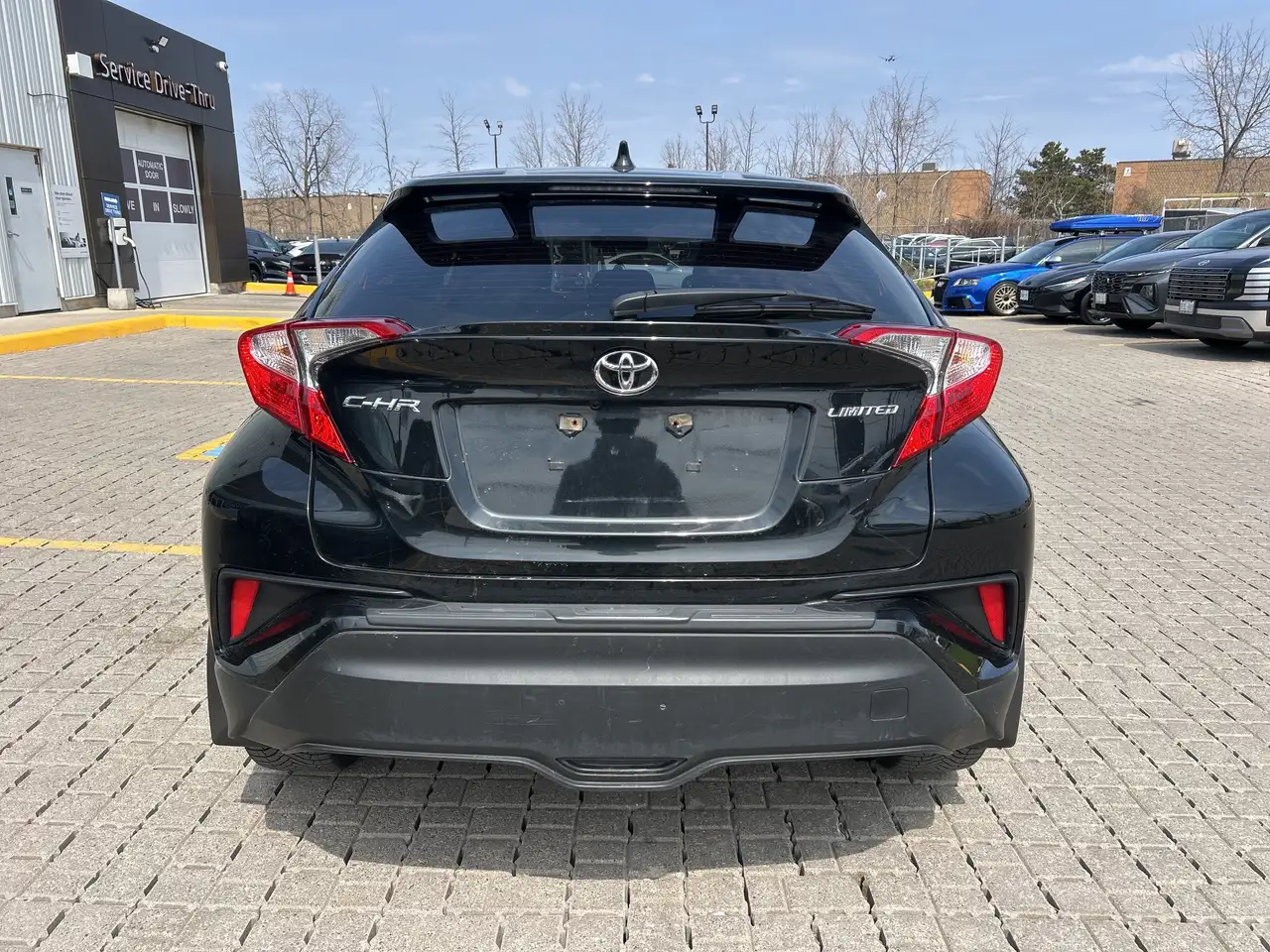 Toyota C-HR снимка Toyota C-HR