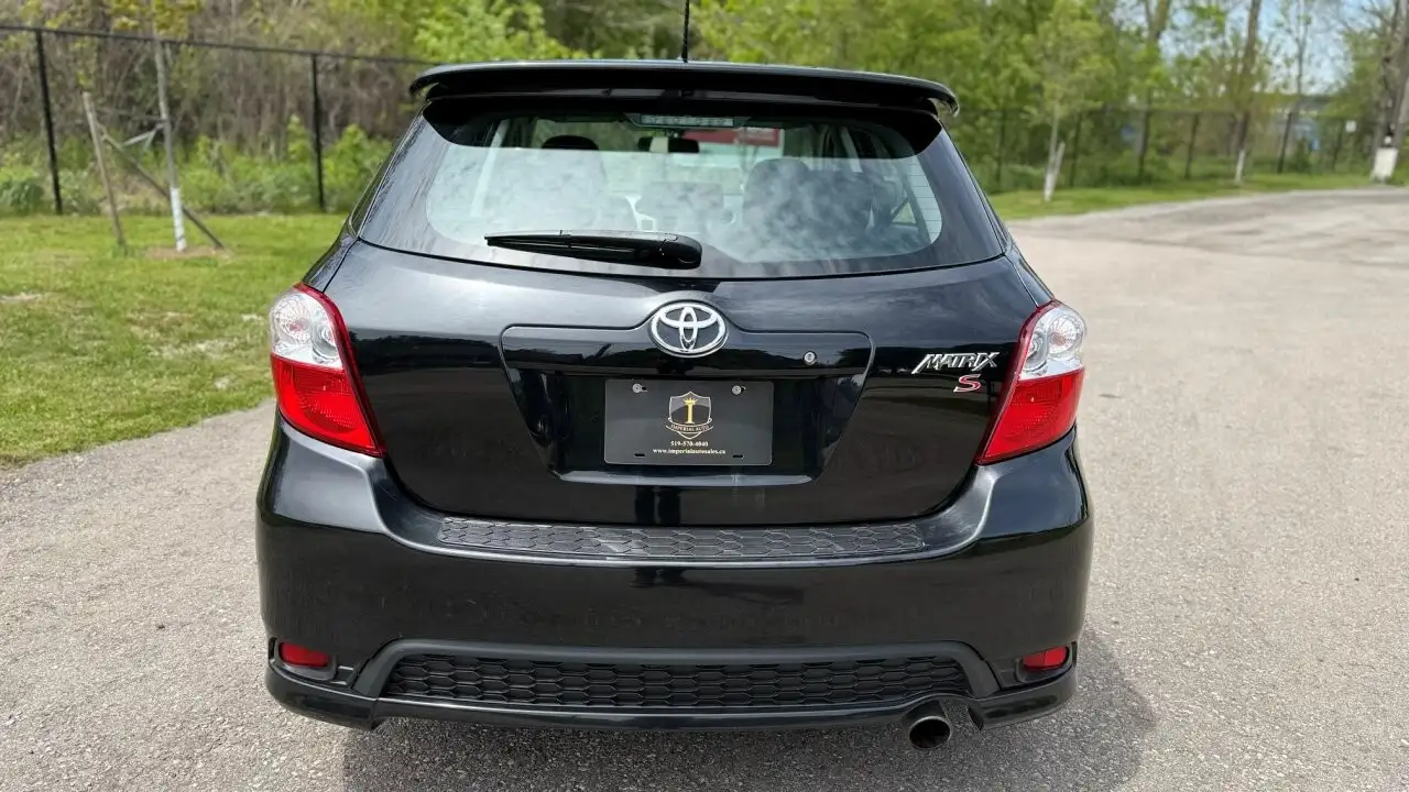 Toyota Matrix снимка Toyota Matrix
