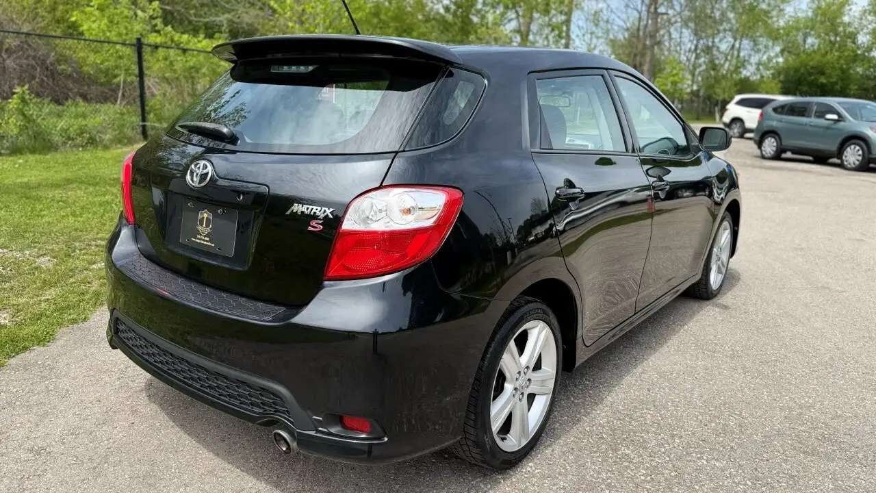 Toyota Matrix снимка Toyota Matrix