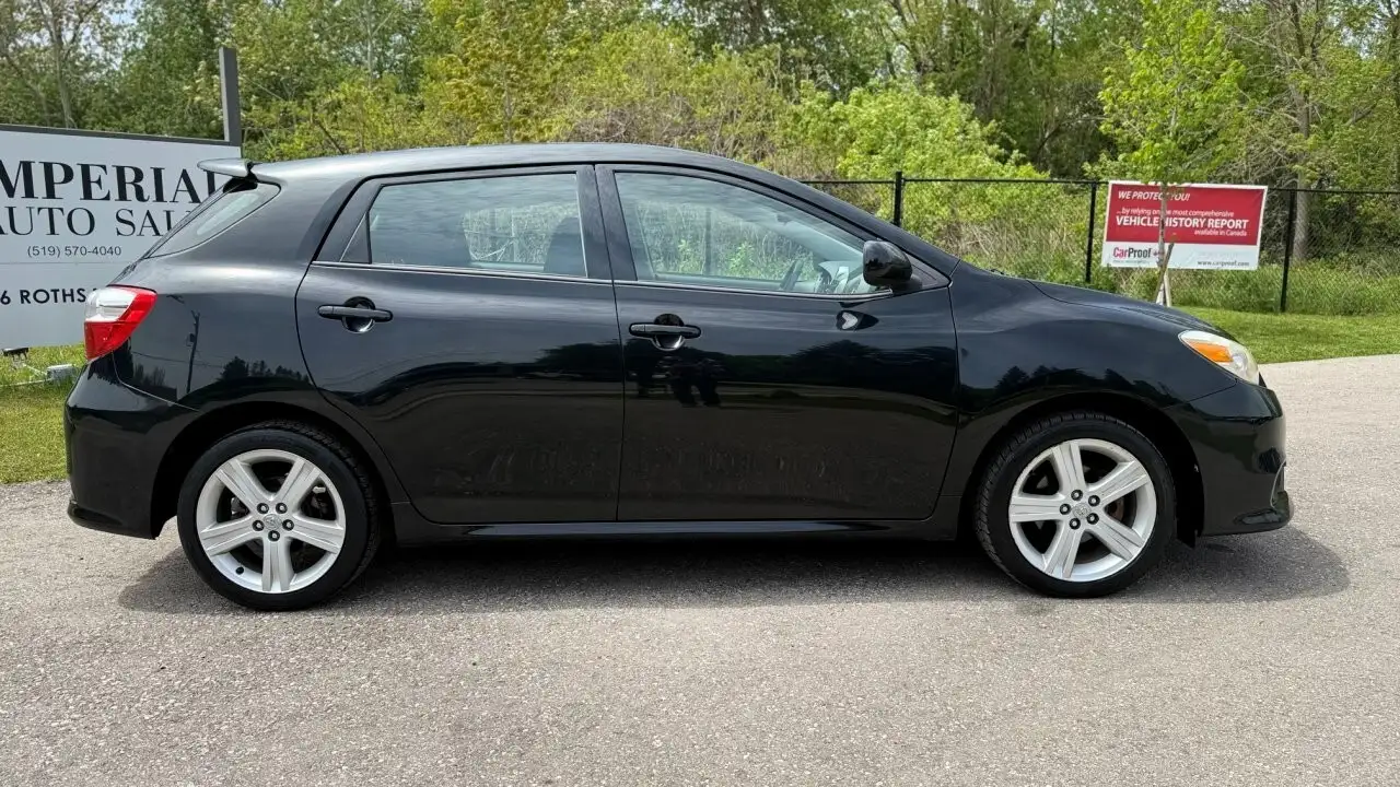 Toyota Matrix снимка Toyota Matrix