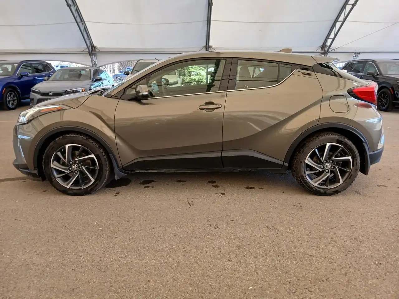 Toyota C-HR снимка Toyota C-HR