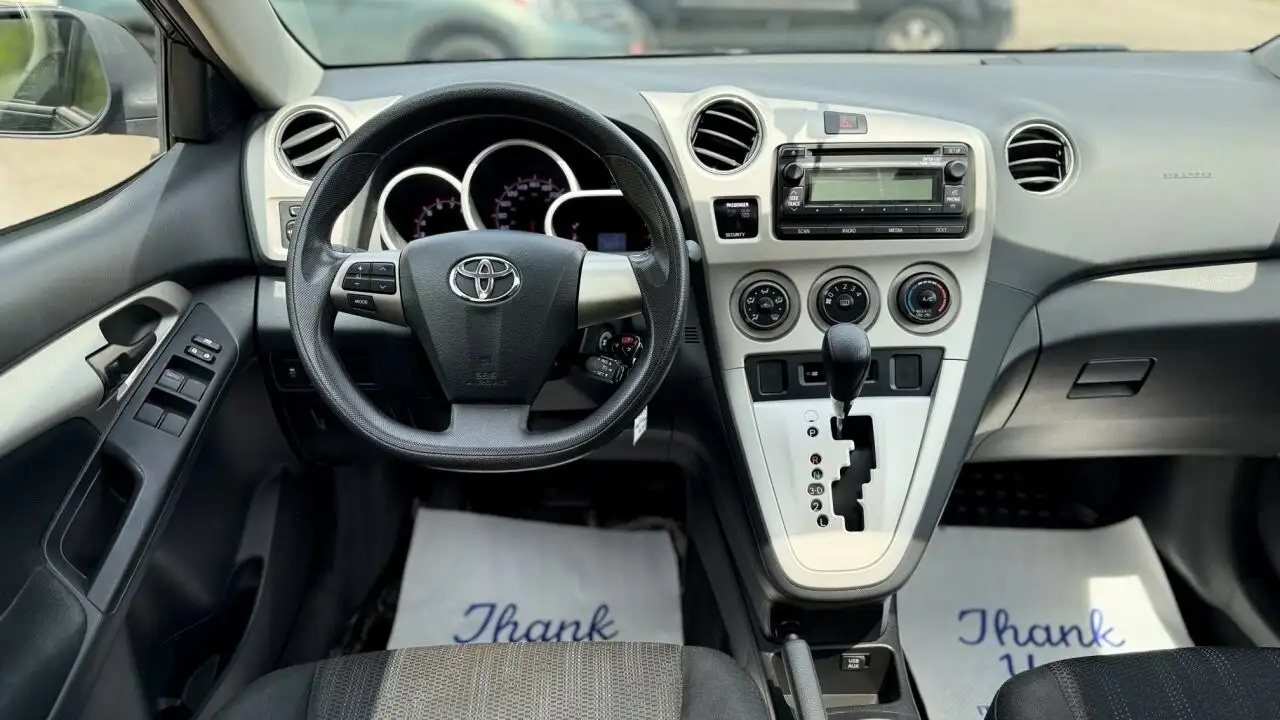Toyota Matrix снимка Toyota Matrix