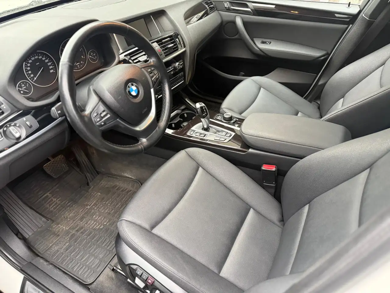 BMW X3 снимка BMW X3