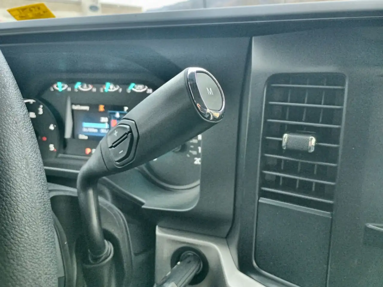 Ford F 350 снимка Ford F 350