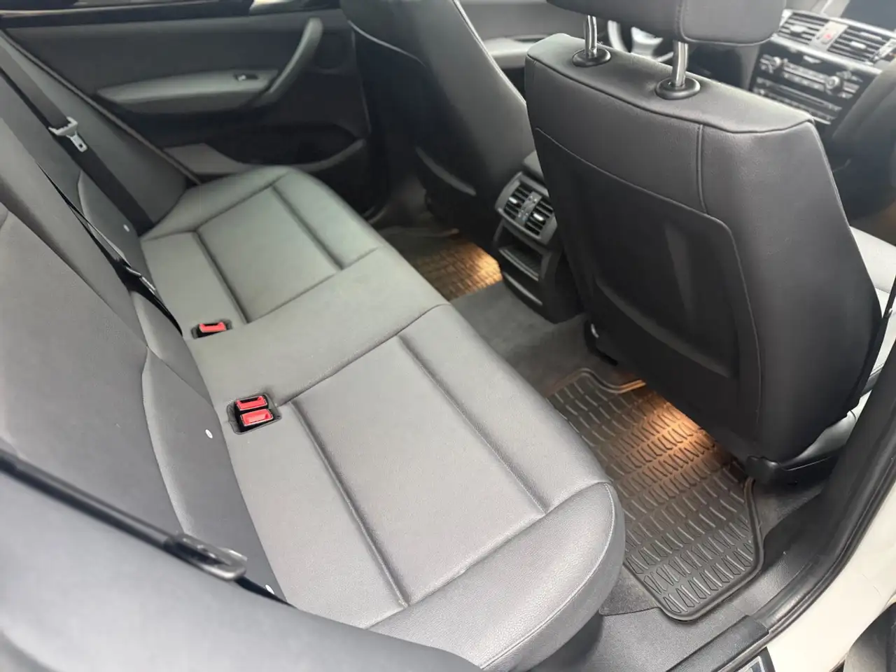 BMW X3 снимка BMW X3