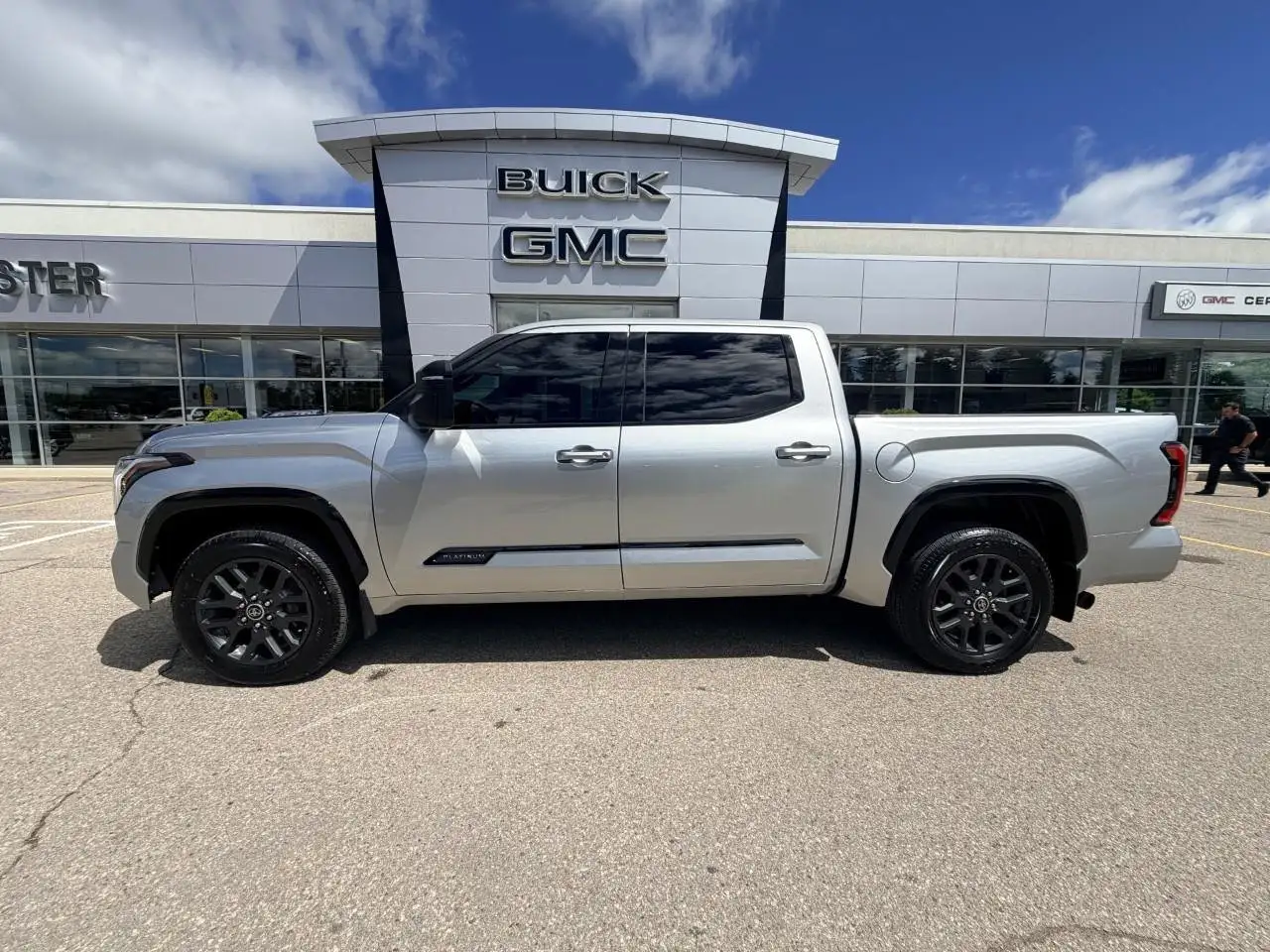 Toyota Tundra photo Toyota Tundra