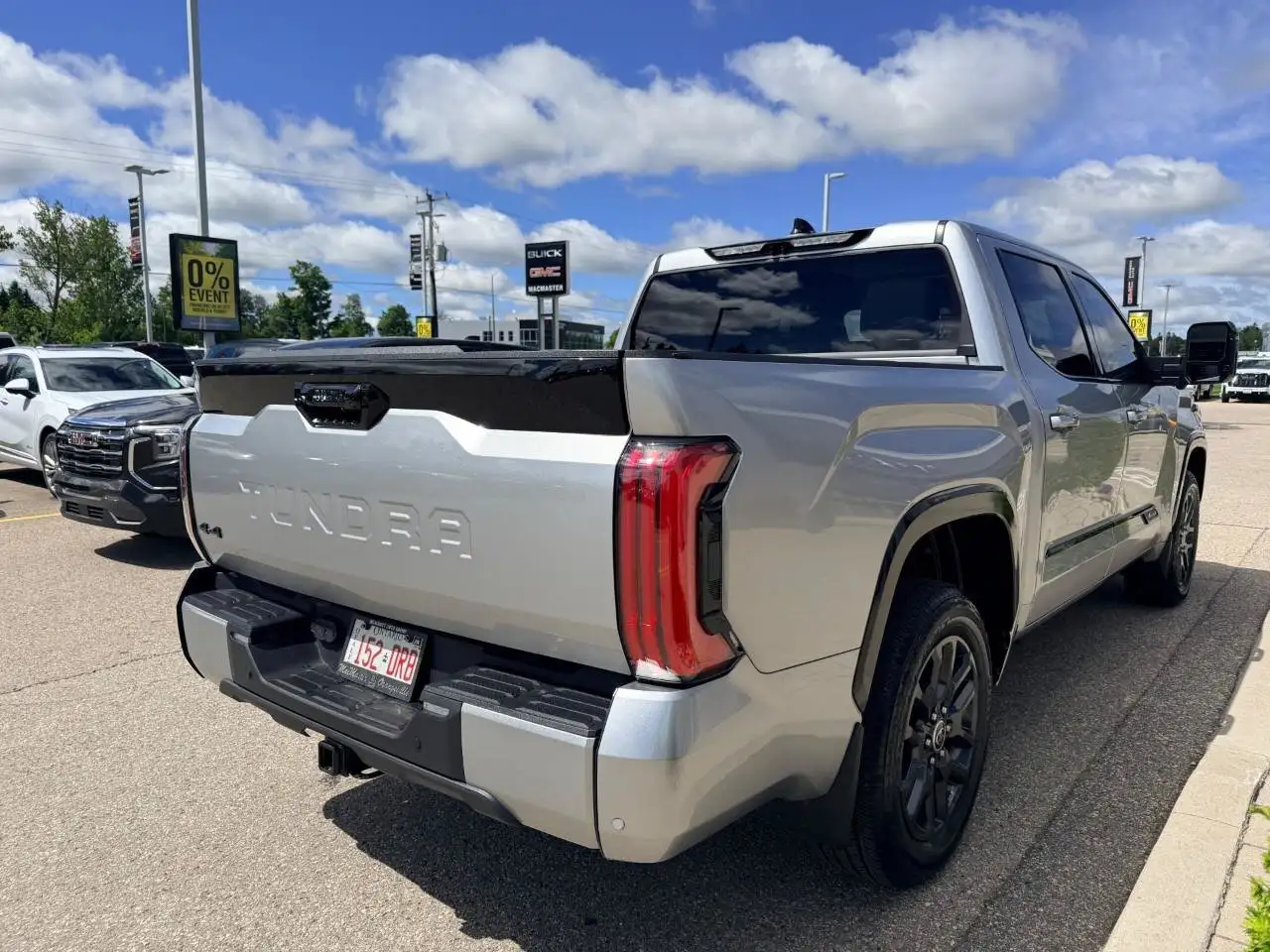 Toyota Tundra photo Toyota Tundra