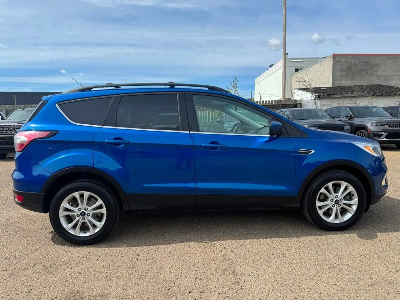 Ford Escape photo Ford Escape