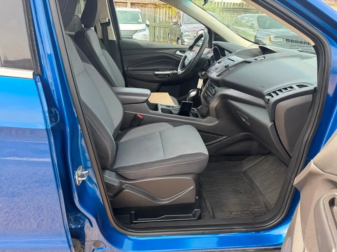 Ford Escape photo Ford Escape