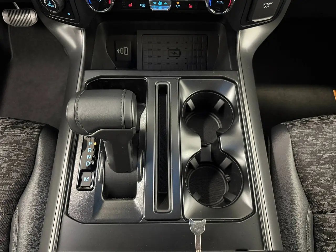 Ford F 150 снимка Ford F 150