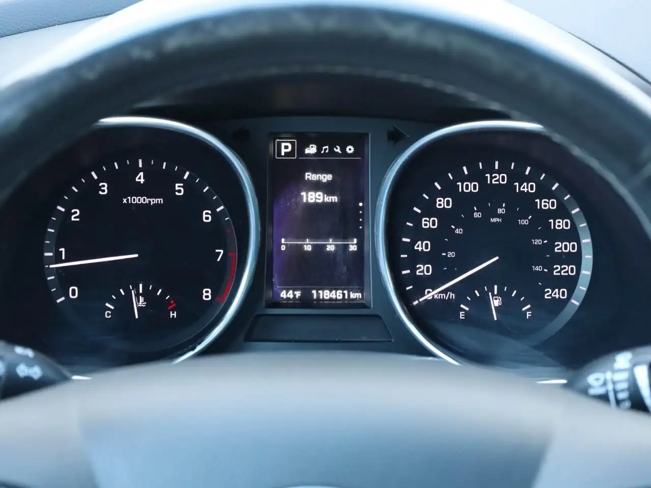 Hyundai SANTA FE снимка Hyundai SANTA FE