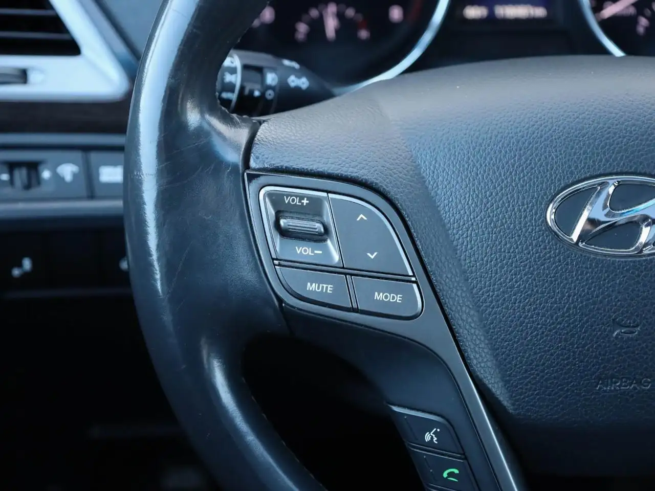 Hyundai SANTA FE снимка Hyundai SANTA FE