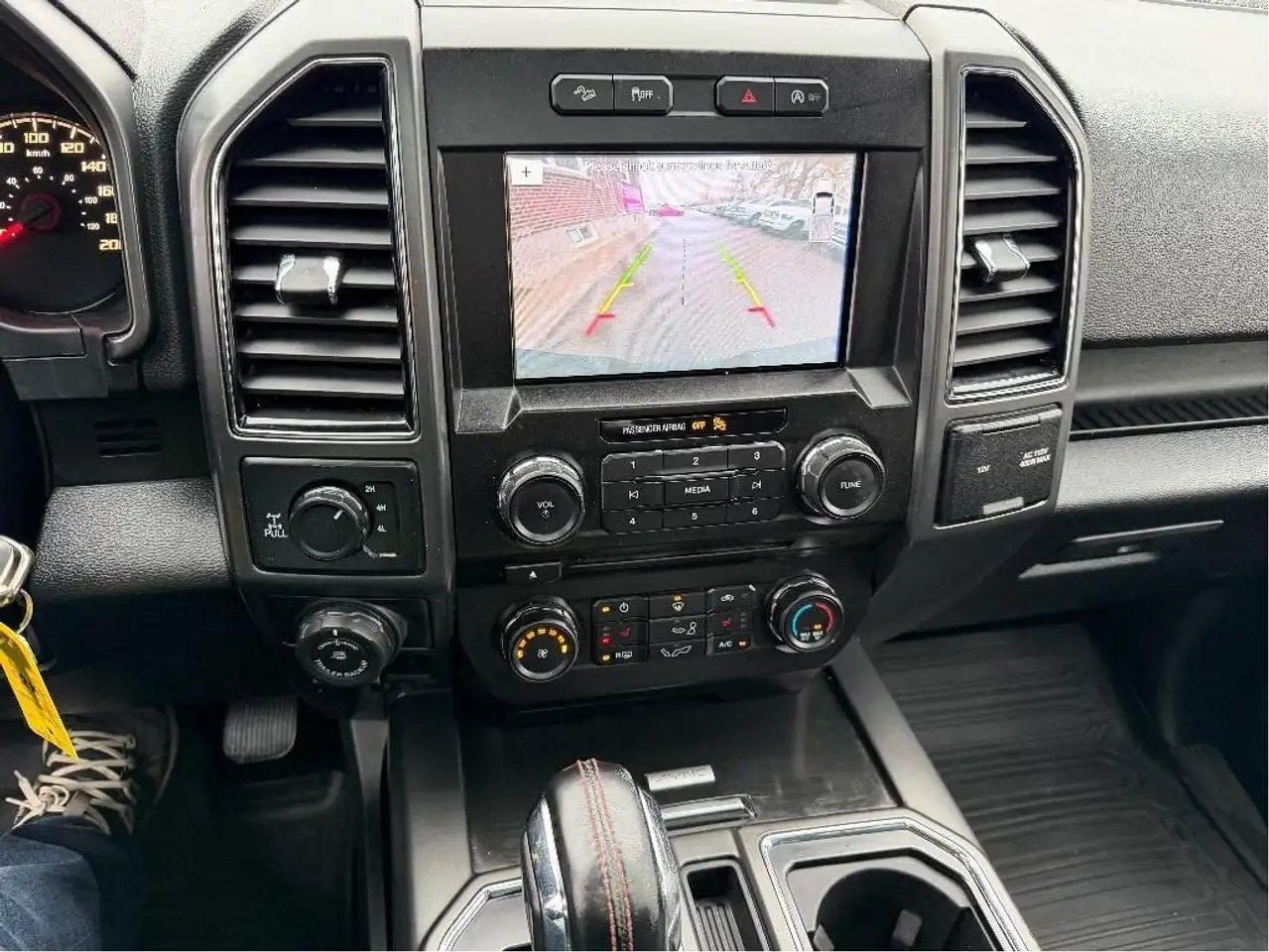 Ford F 150 снимка Ford F 150