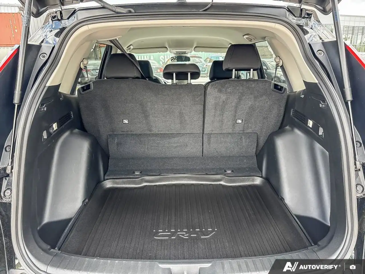 Honda CR-V photo Honda CR-V