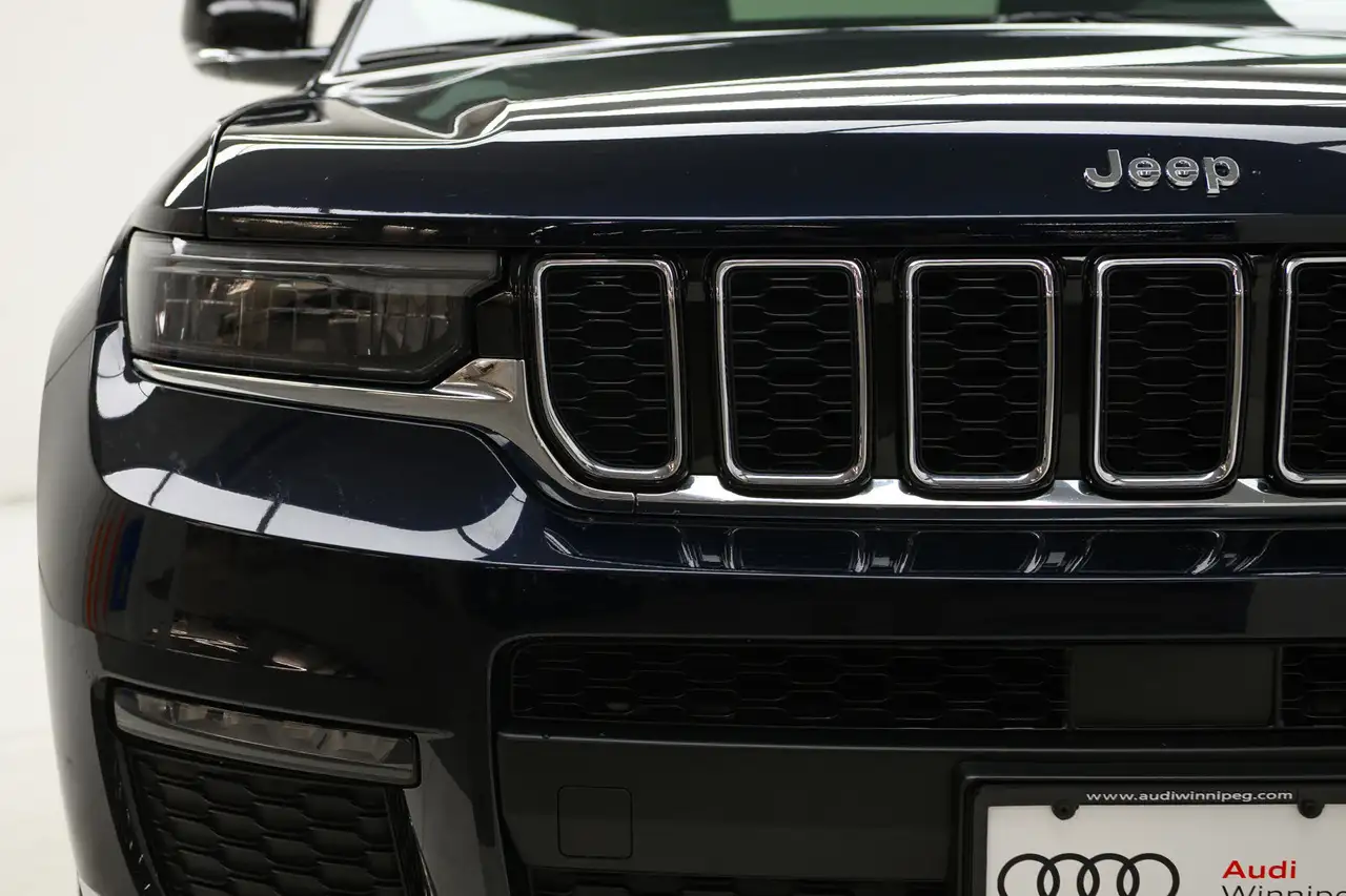 Jeep Grand Cherokee снимка Jeep Grand Cherokee