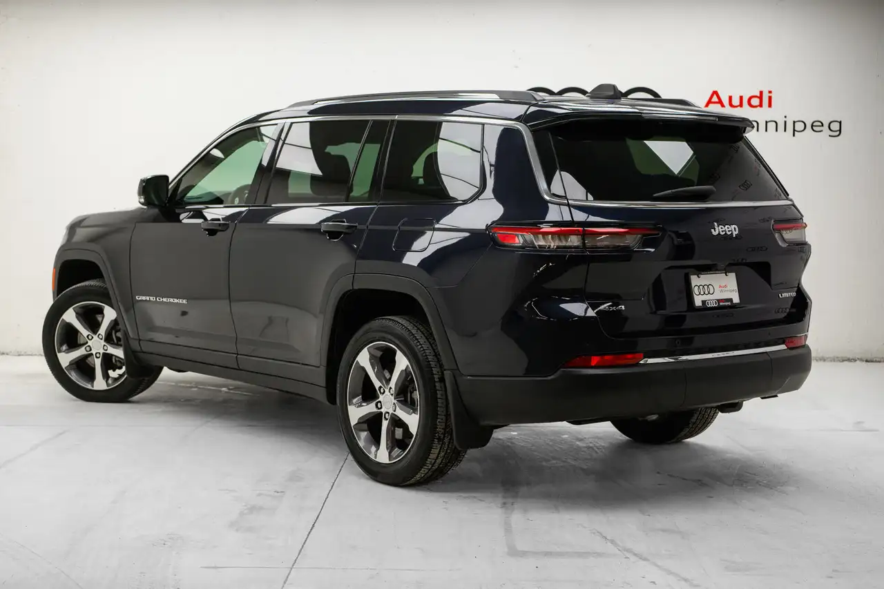Jeep Grand Cherokee снимка Jeep Grand Cherokee