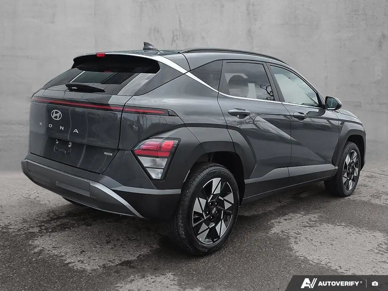 Hyundai KONA снимка Hyundai KONA