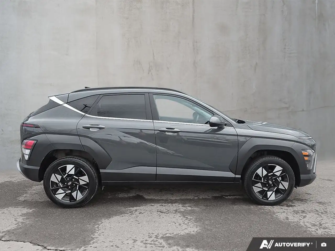 Hyundai KONA снимка Hyundai KONA